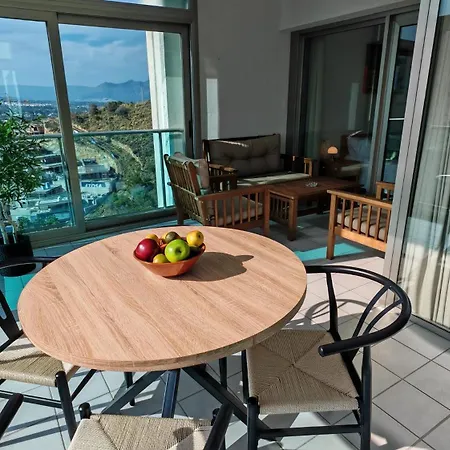 Lägenhet Skyline 5 De 2 *